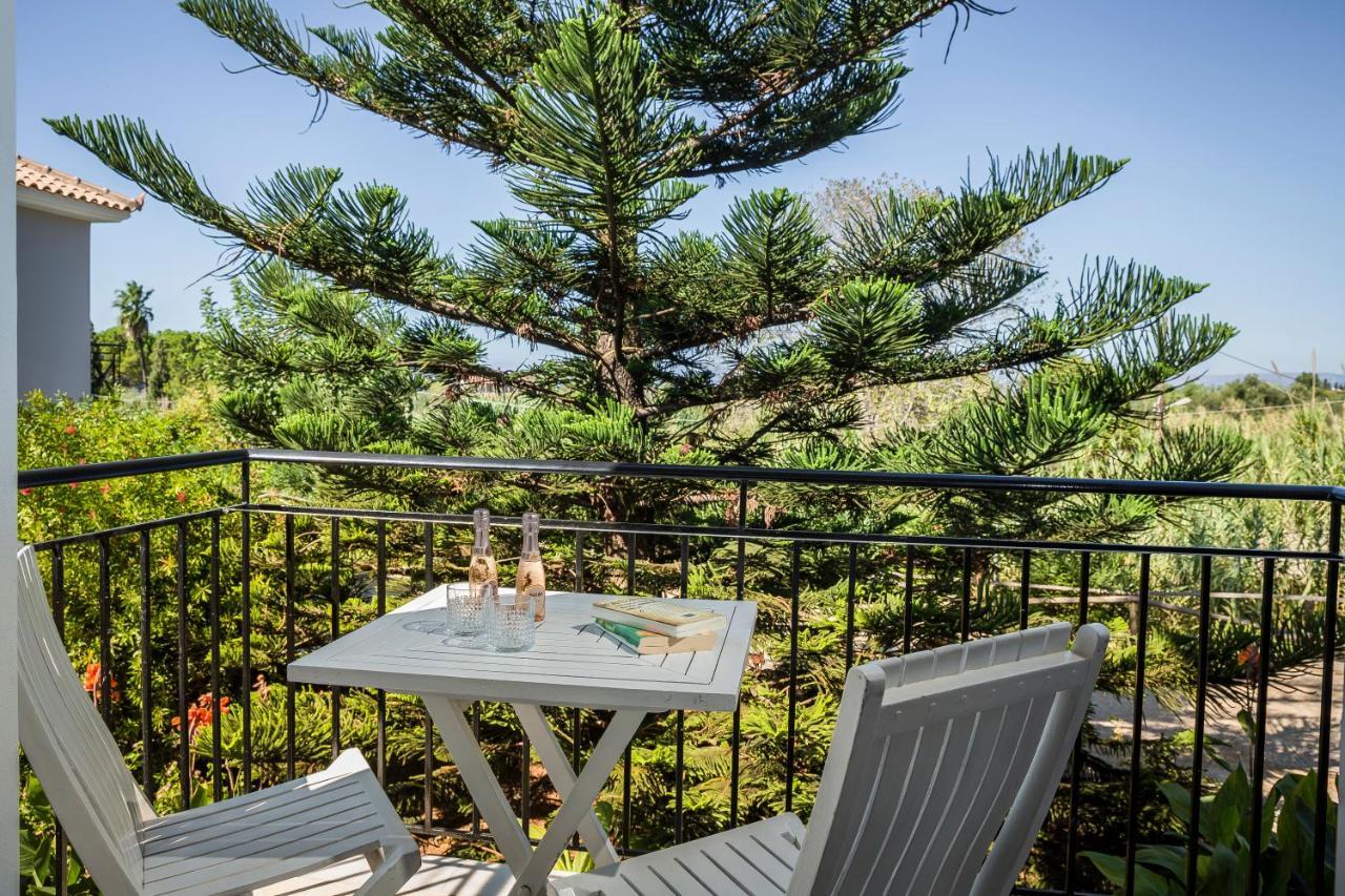 Astra Village Resort Свороната Экстерьер фото